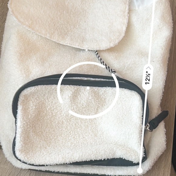 NWT MADDEN GIRL Elegant Cream white Sherpa Backpack - Picture 11 of 11